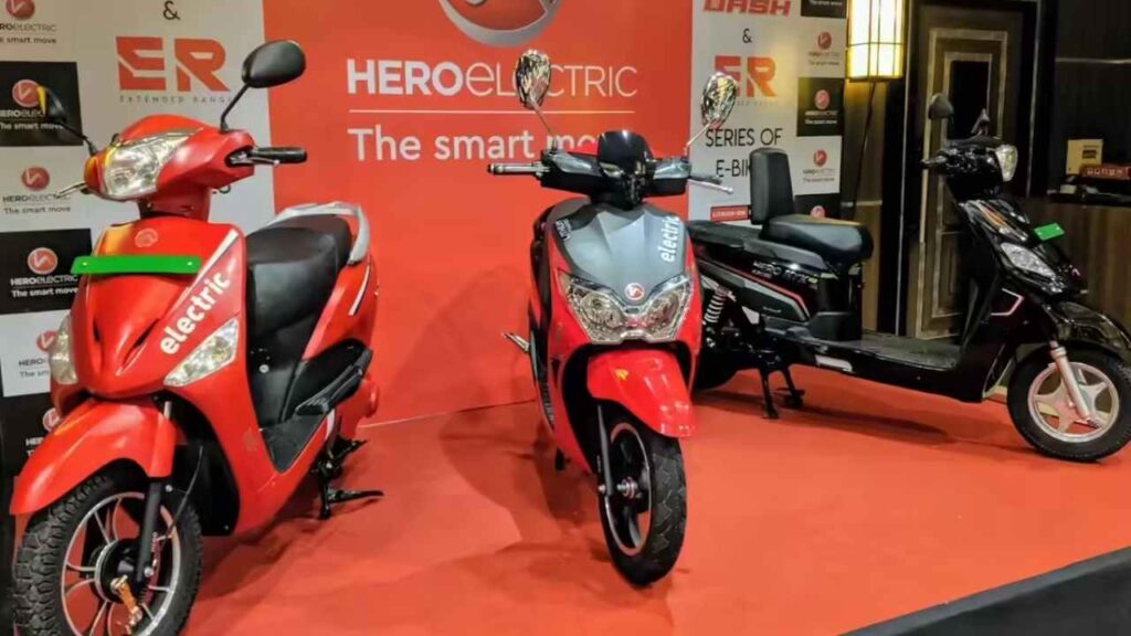 अभी नहीं लिया तो पछताओगे! ₹19,000 में मिल रहा 108KM रेंज वाला Electric Scooter